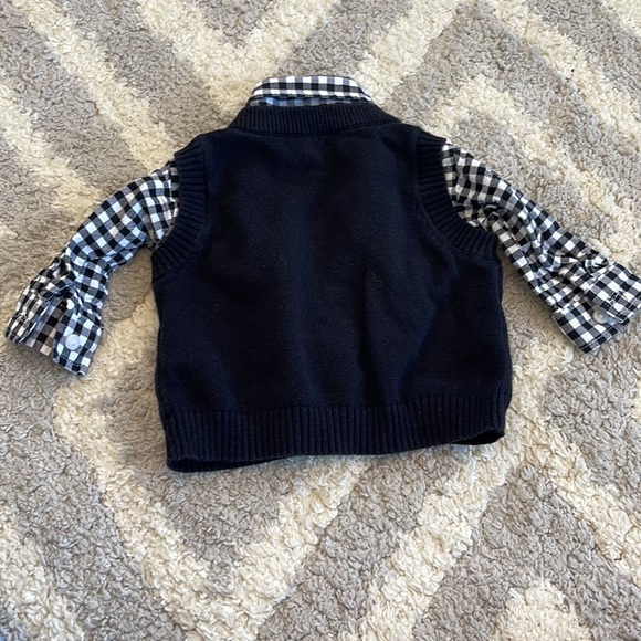 The children’s place~ cutest plaid shirt with sweater vest ever! Very sharp!!🤩 - Picture 2 of 2